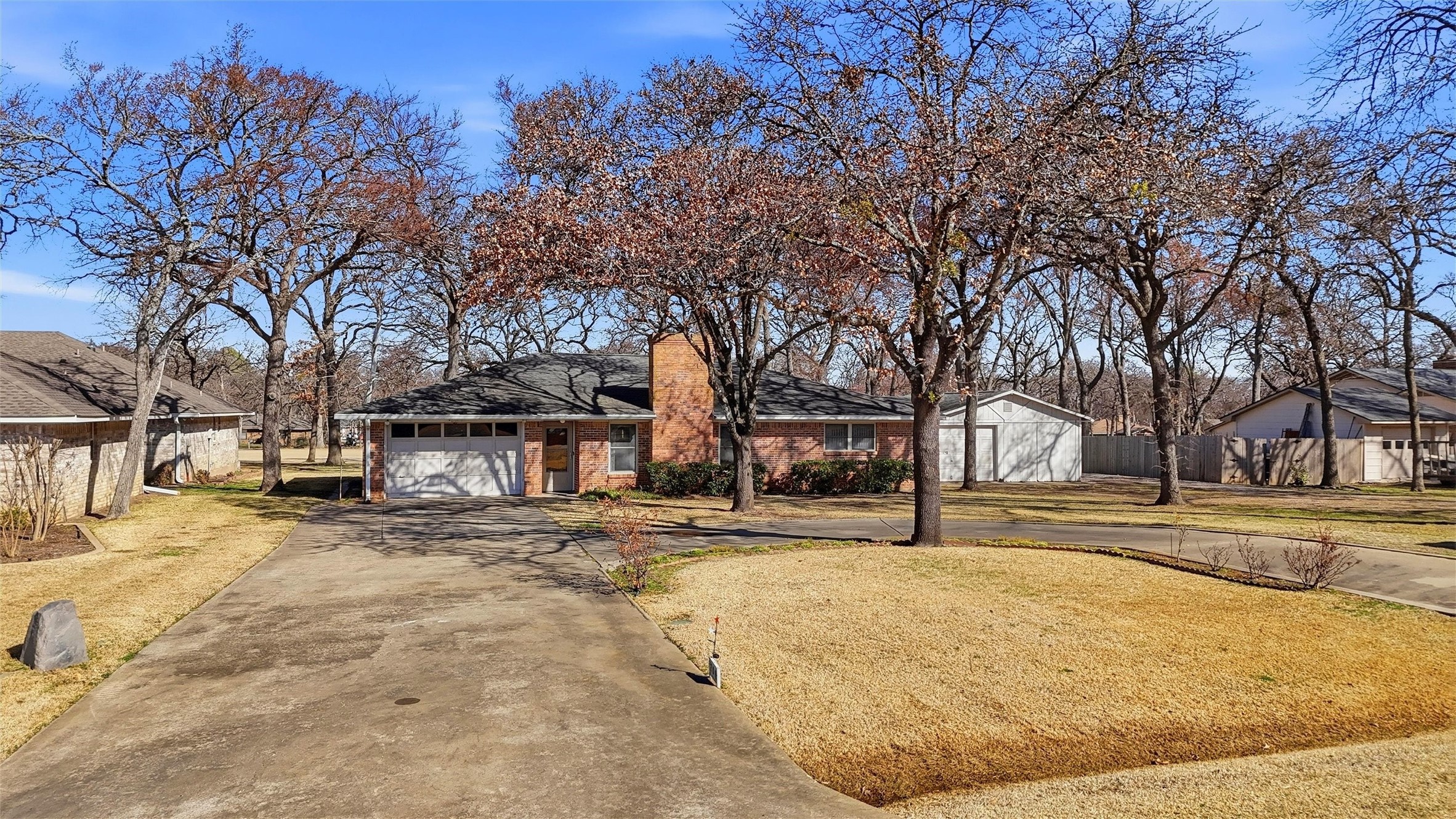 209 Modoc Trail Lake Kiowa TX 76240