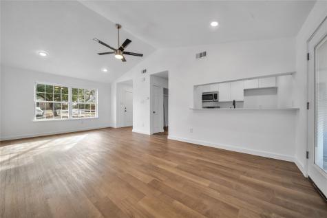 6808 Umphress Court Dallas TX 75217