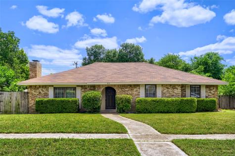814 Oakbluff Drive Lancaster TX 75146