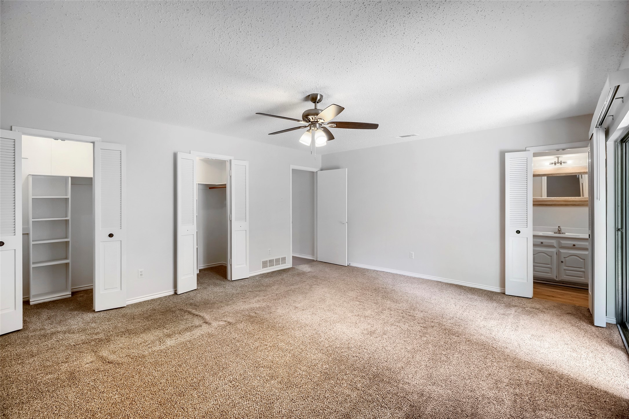 814 Oakbluff Drive Lancaster TX 75146