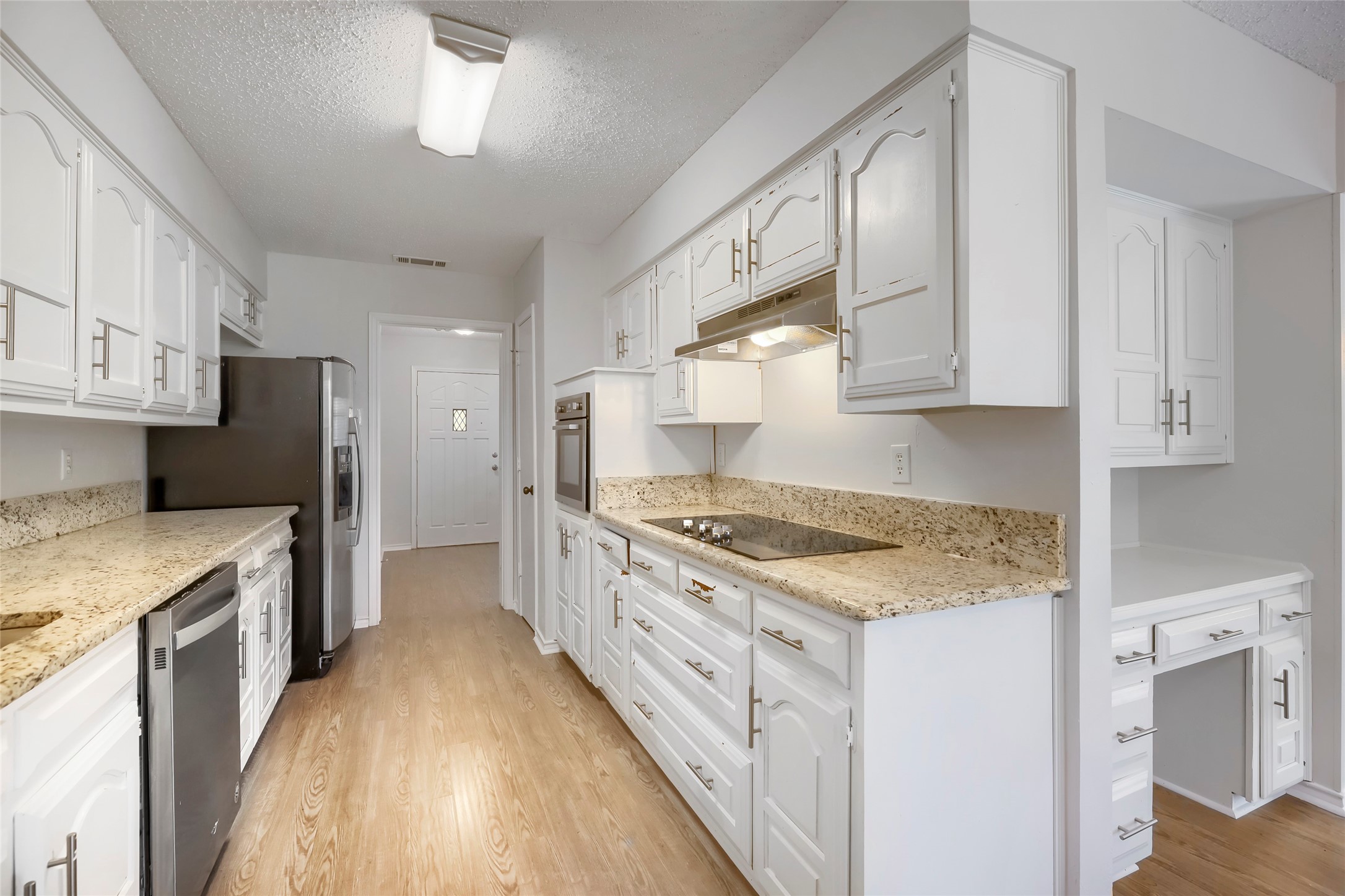 814 Oakbluff Drive Lancaster TX 75146