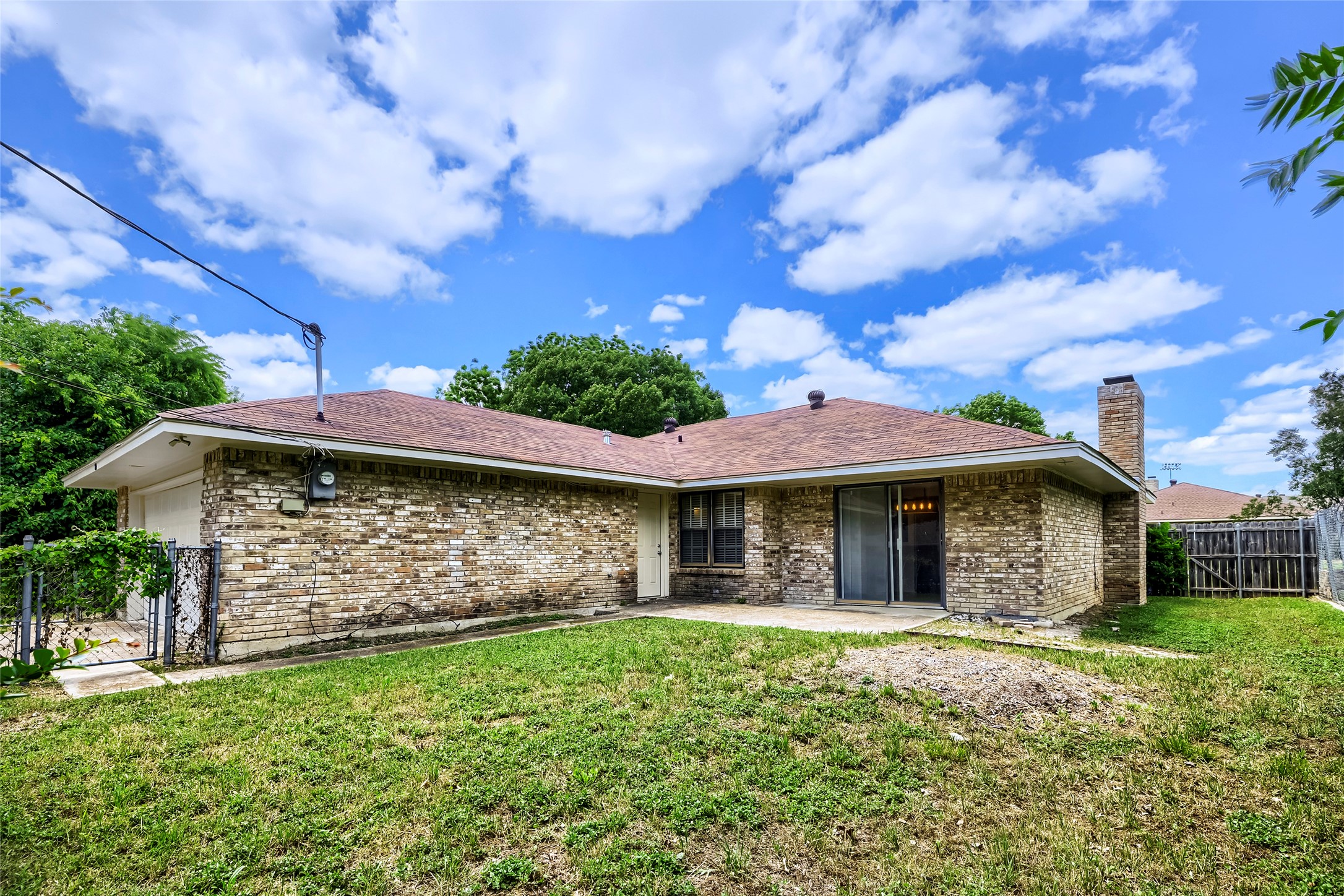 814 Oakbluff Drive Lancaster TX 75146