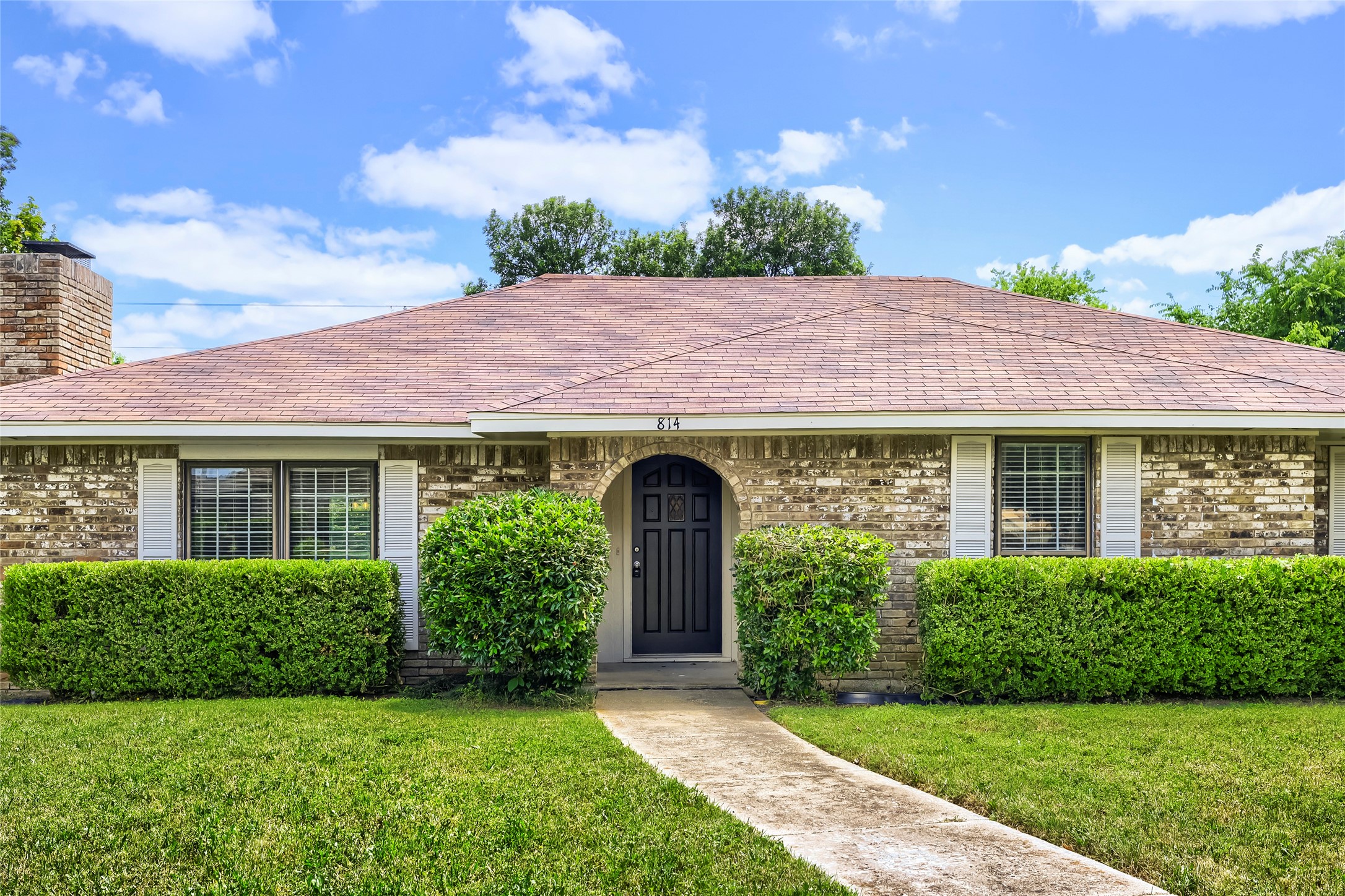 814 Oakbluff Drive Lancaster TX 75146
