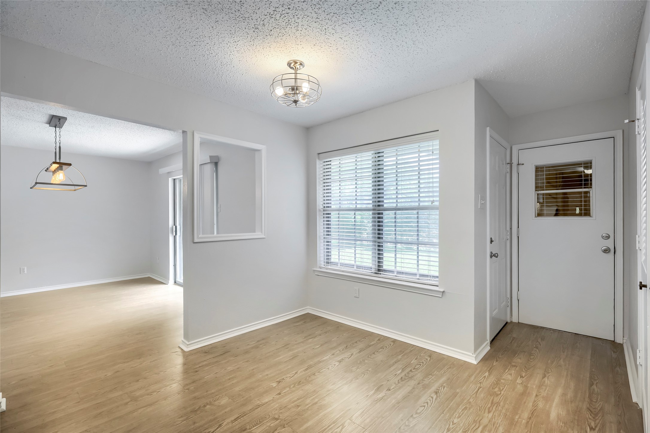 814 Oakbluff Drive Lancaster TX 75146