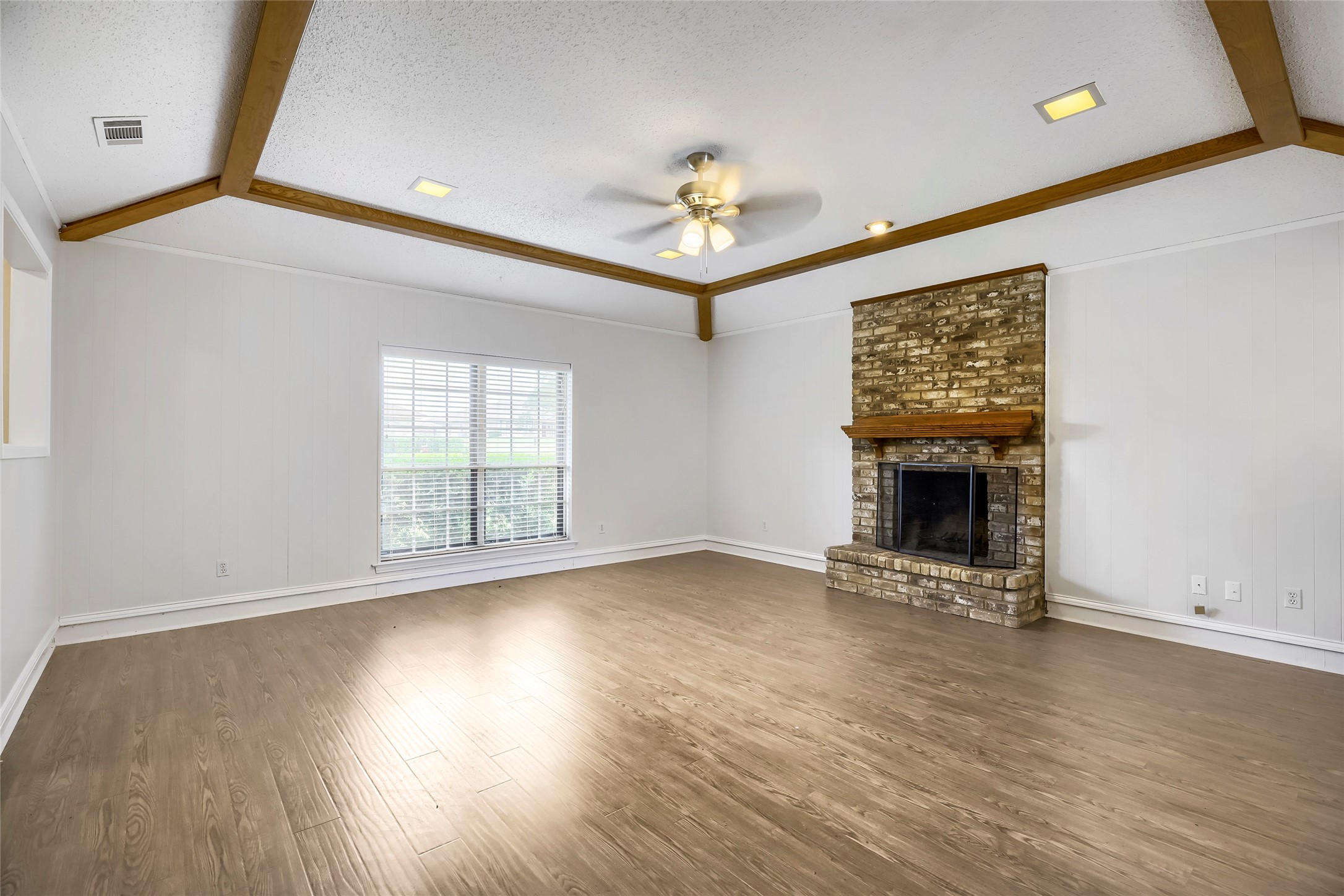 814 Oakbluff Drive Lancaster TX 75146