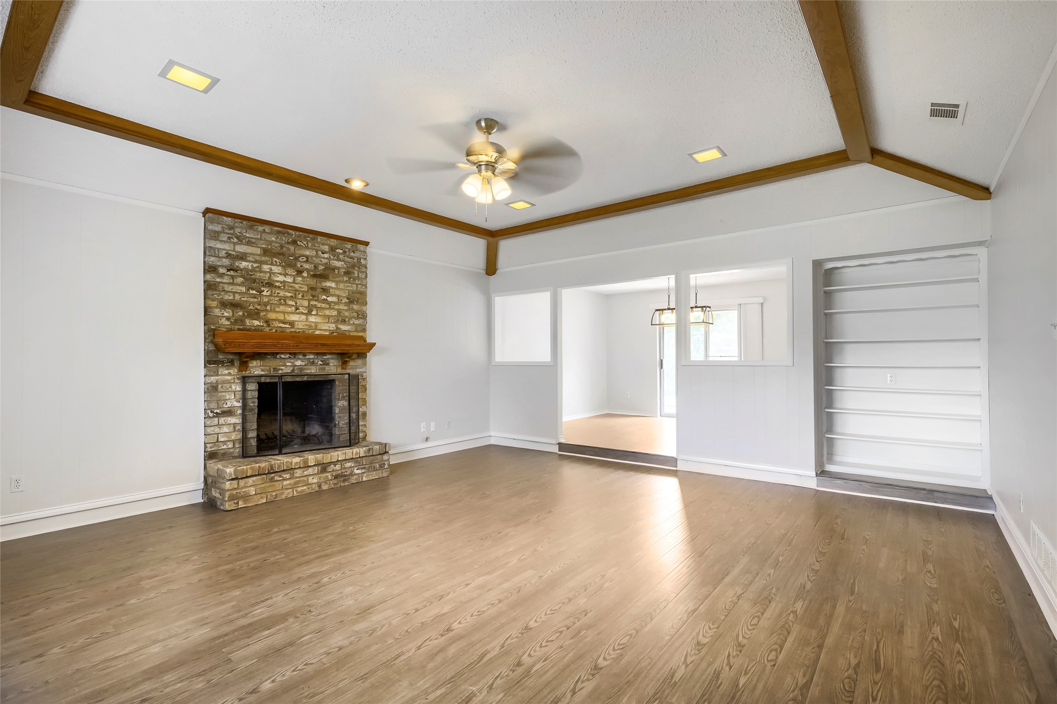 814 Oakbluff Drive Lancaster TX 75146