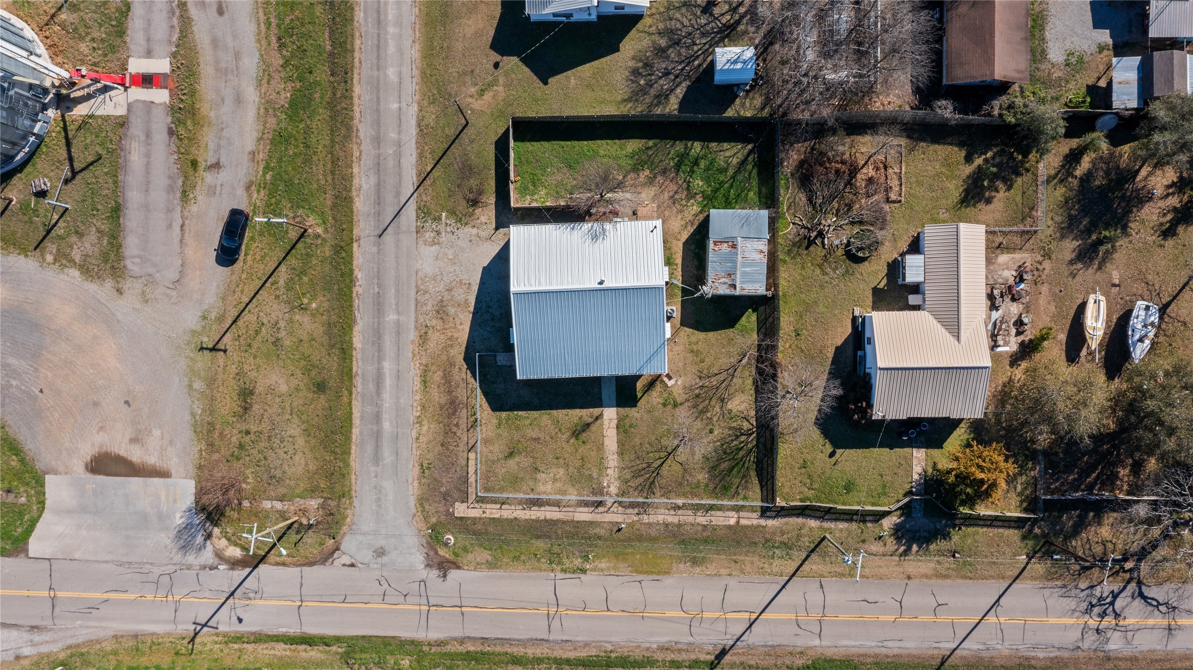 702 Main Street Windom TX 75492