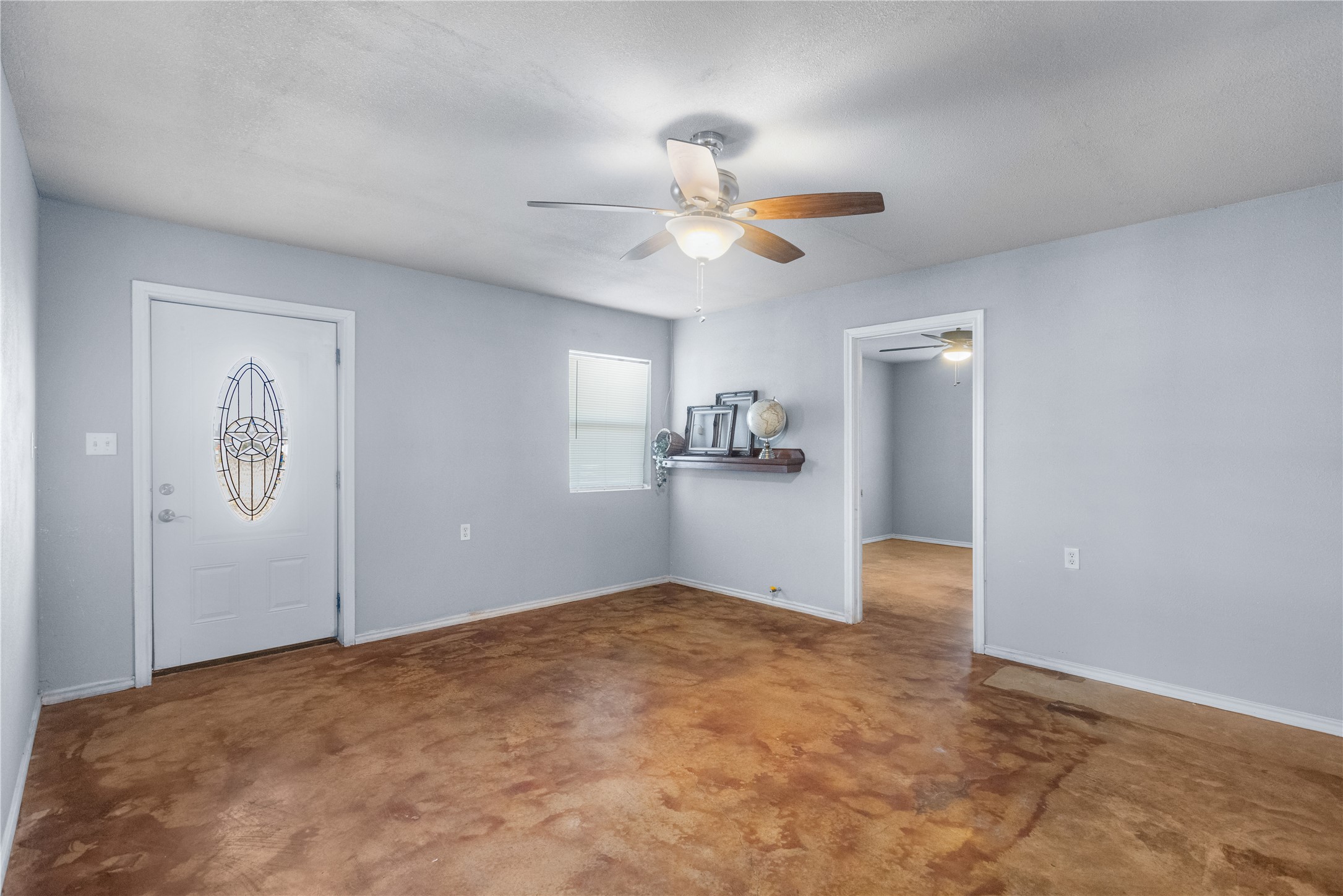 702 Main Street Windom TX 75492
