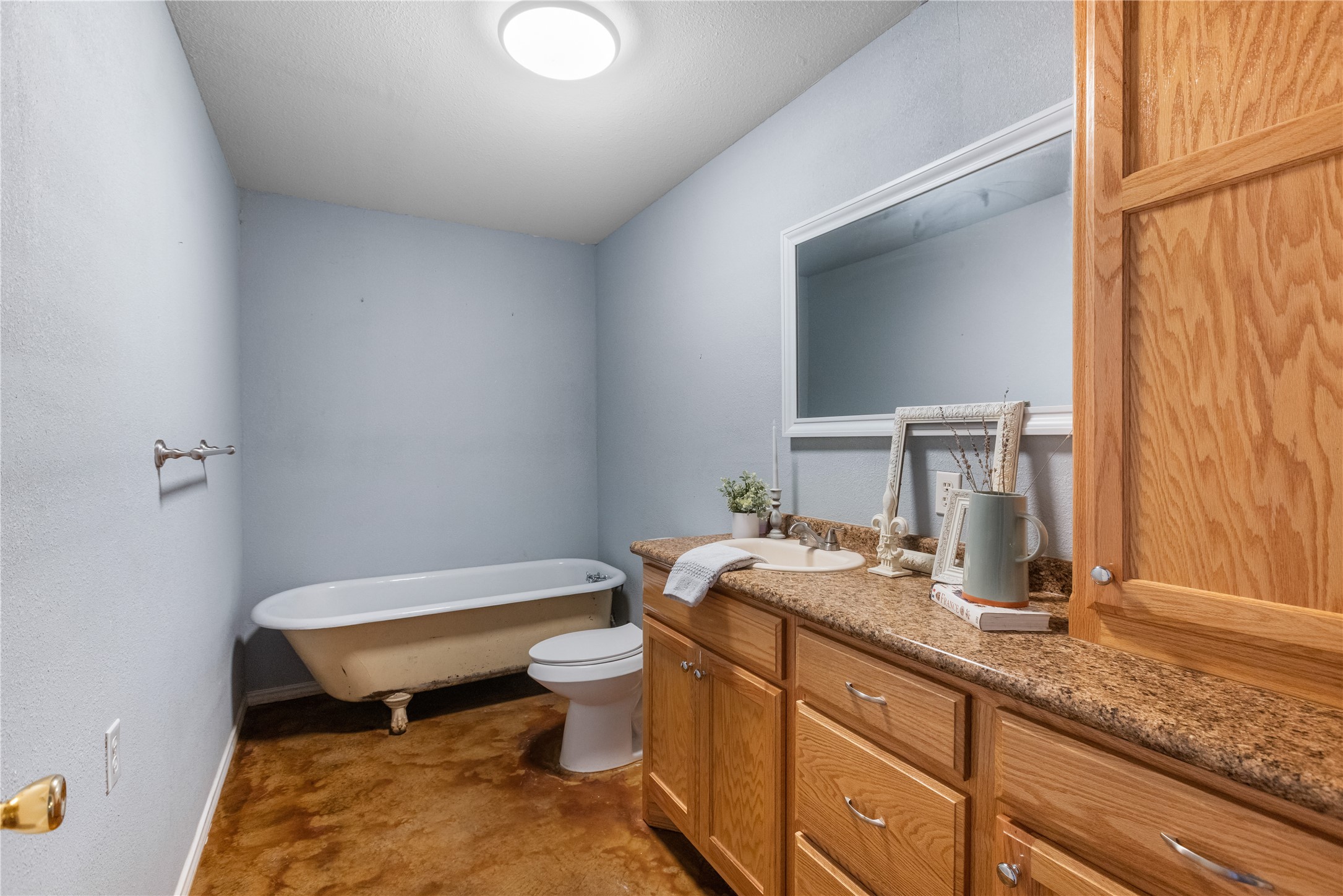 702 Main Street Windom TX 75492