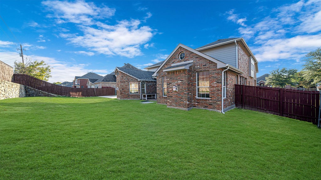 942 Marisa Lane Desoto TX 75115
