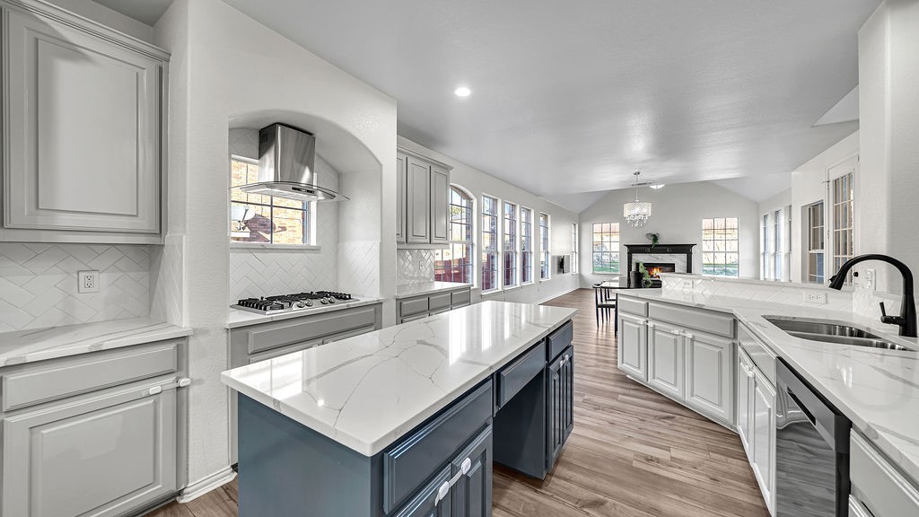 942 Marisa Lane Desoto TX 75115