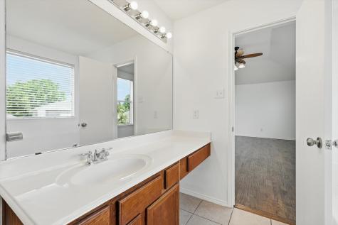 1713 Canvasback Aubrey TX 76227
