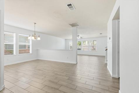 1713 Canvasback Aubrey TX 76227