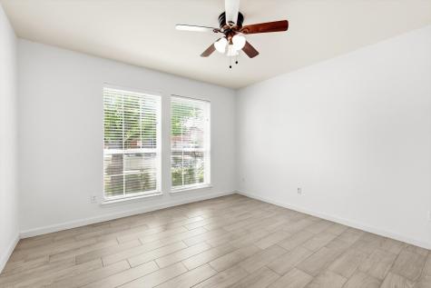 1713 Canvasback Aubrey TX 76227