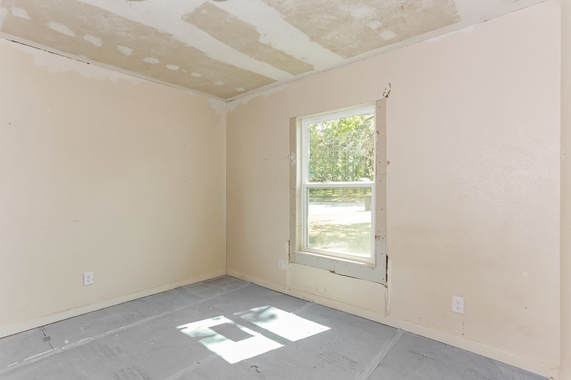 5001 Meadowbrook Drive Fort Worth TX 76103
