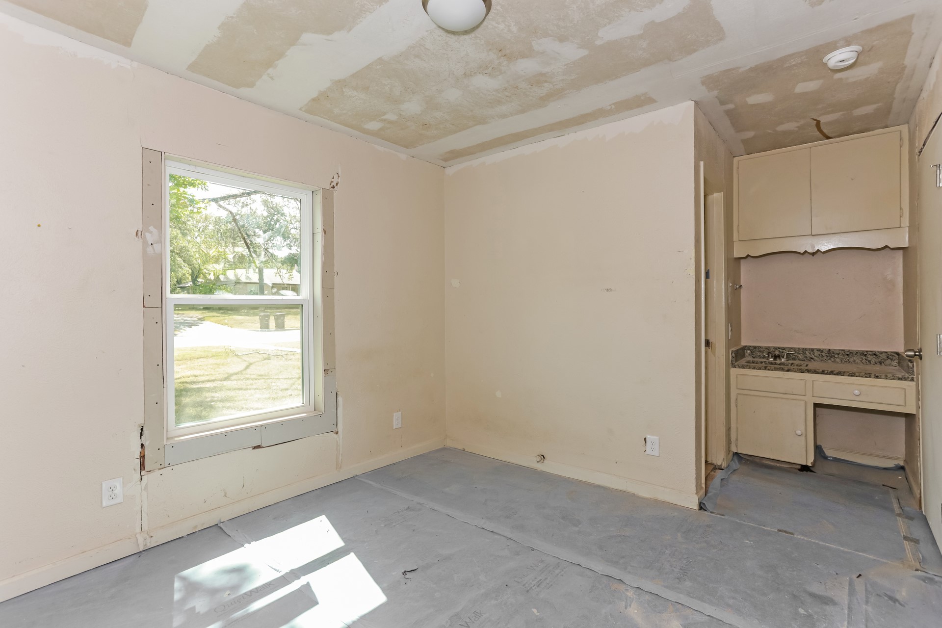 5001 Meadowbrook Drive Fort Worth TX 76103