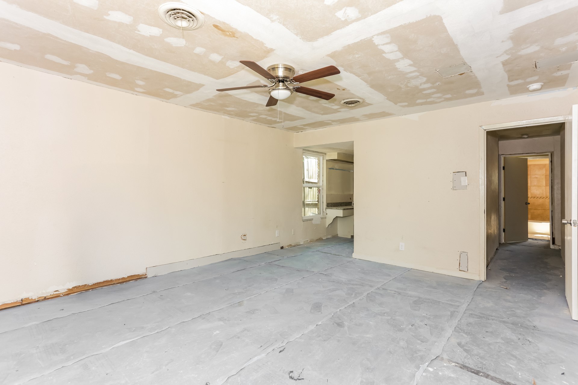 5001 Meadowbrook Drive Fort Worth TX 76103