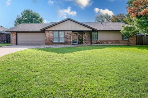 2127 Tanglewood Drive Grapevine TX 76051