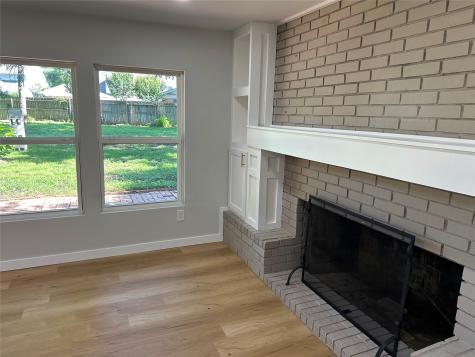 149 Parkwood Avenue Arlington TX 76013