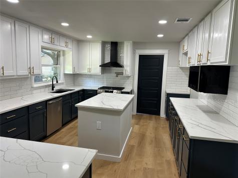 149 Parkwood Avenue Arlington TX 76013