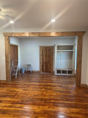1107 W 3rd Street Quanah TX 79252
