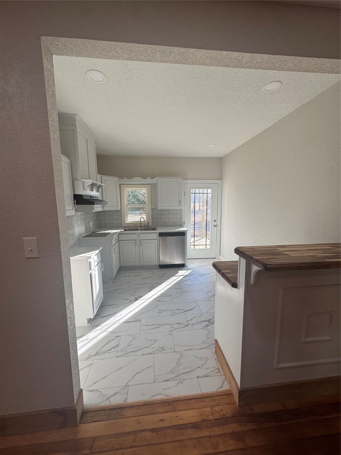 1107 W 3rd Street Quanah TX 79252