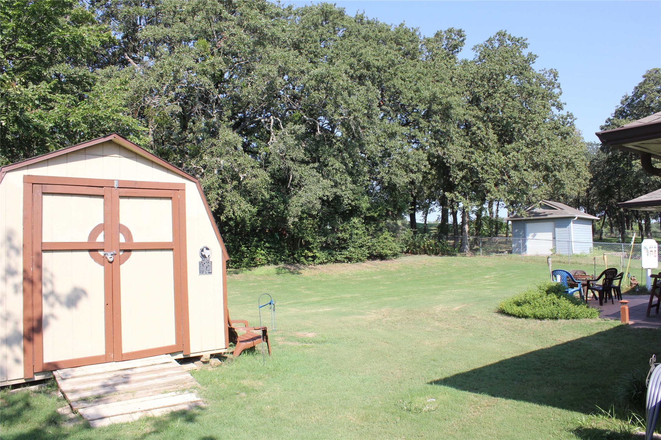 102 Wasco Cove Lake Kiowa TX 76240