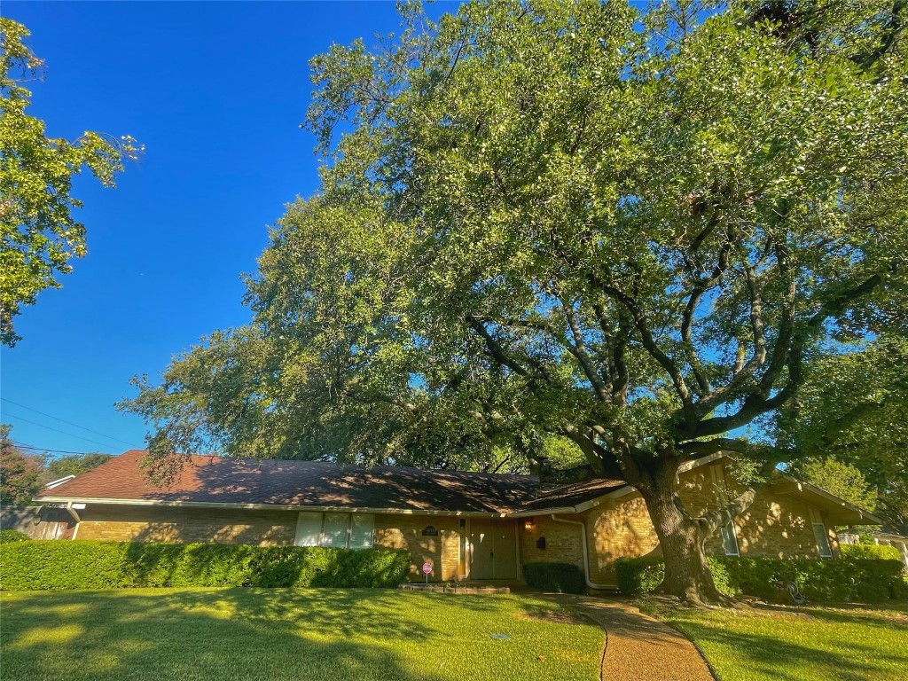 10717 Bushire Drive Dallas TX 75229