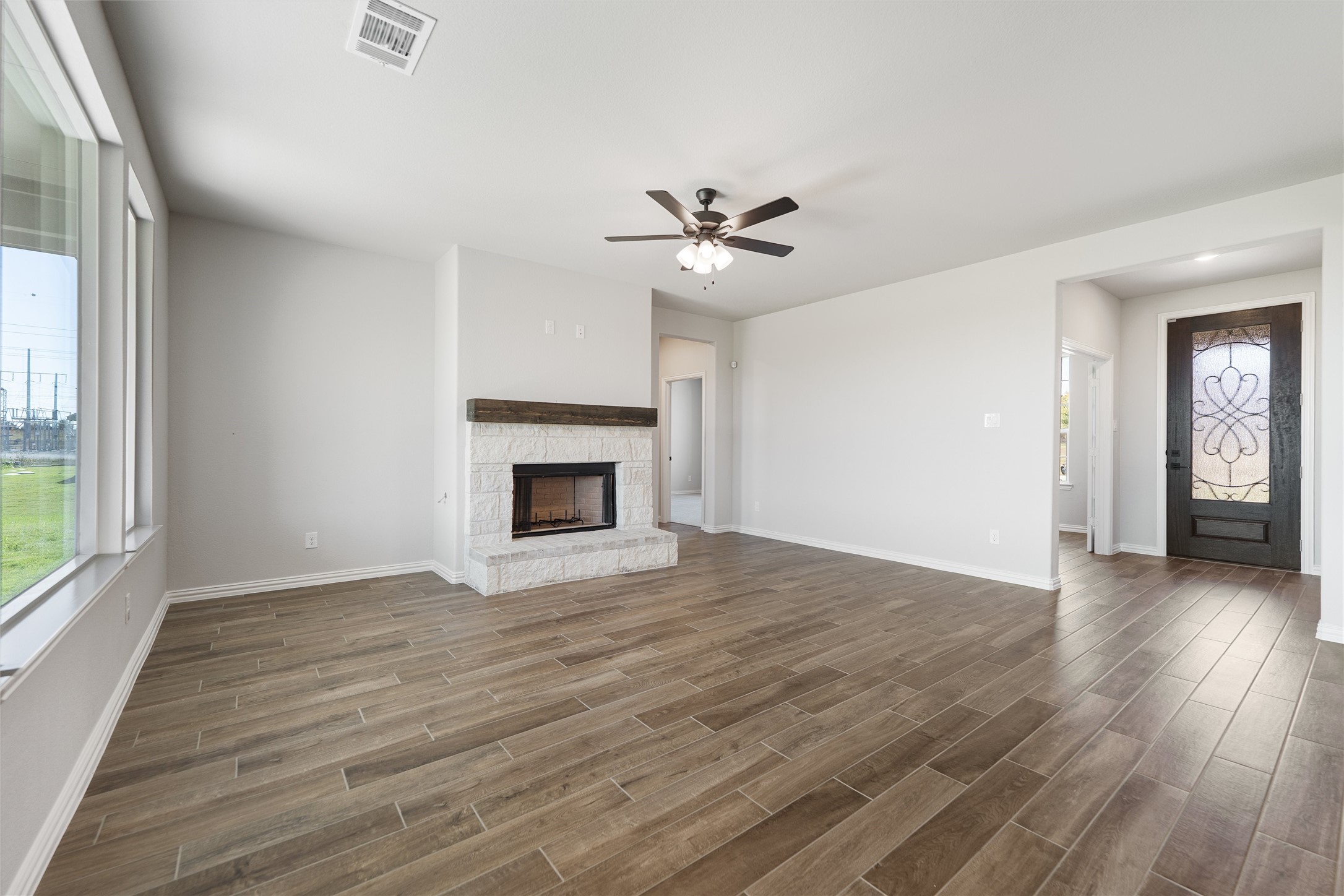 60 Roosevelt Lane Valley View TX 76272