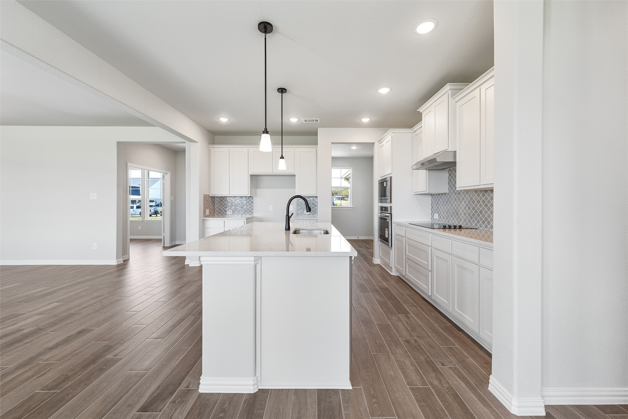 60 Roosevelt Lane Valley View TX 76272