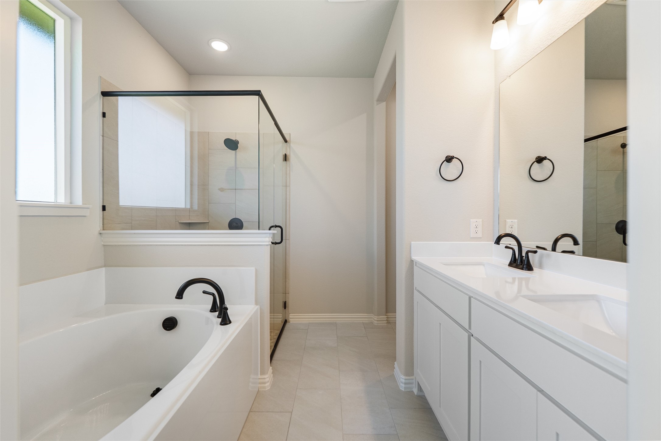 60 Roosevelt Lane Valley View TX 76272