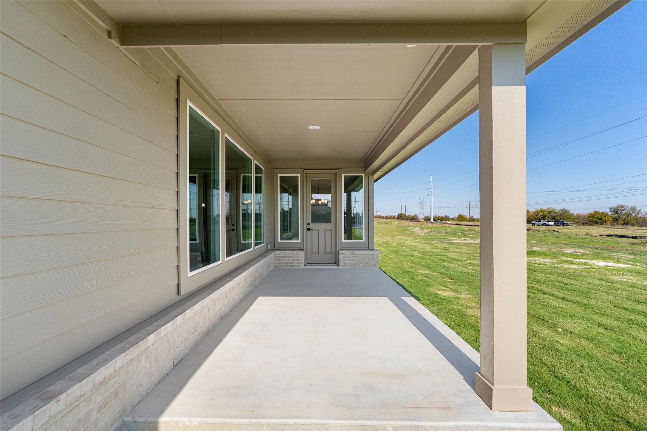 60 Roosevelt Lane Valley View TX 76272