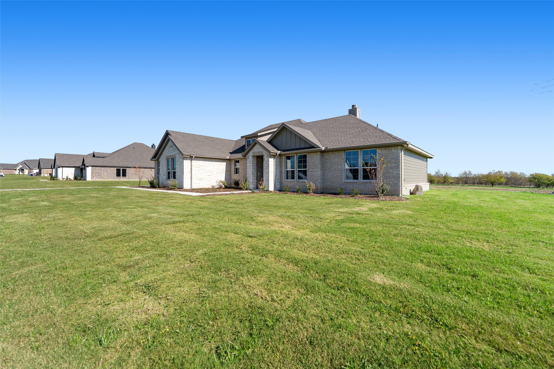 60 Roosevelt Lane Valley View TX 76272