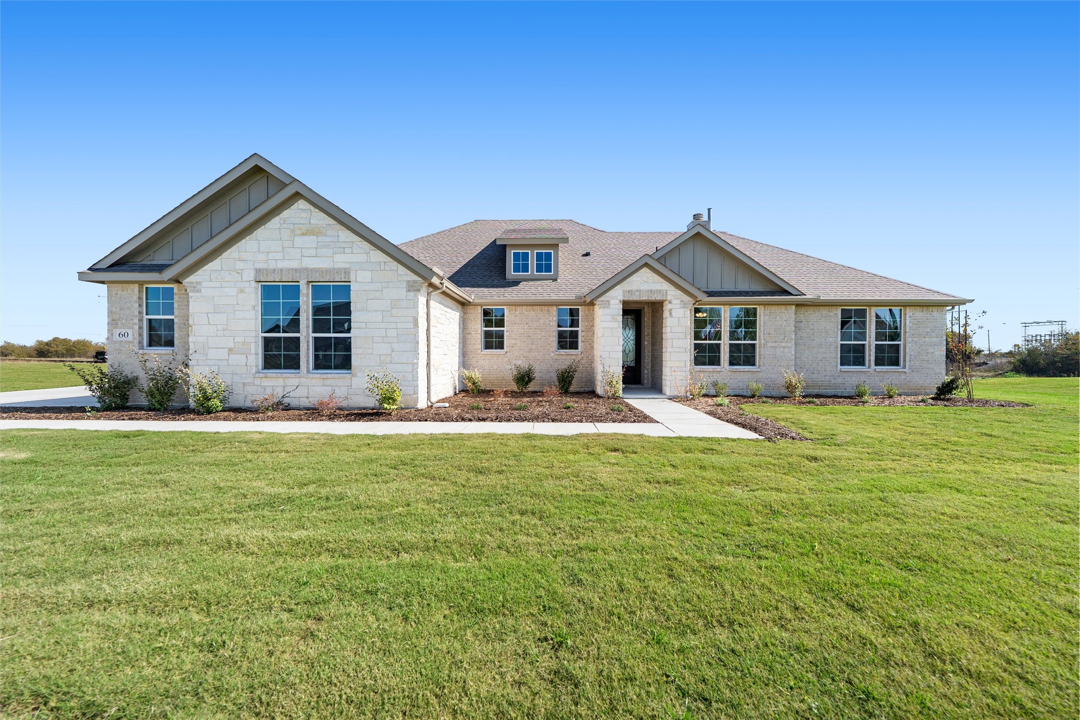 60 Roosevelt Lane Valley View TX 76272