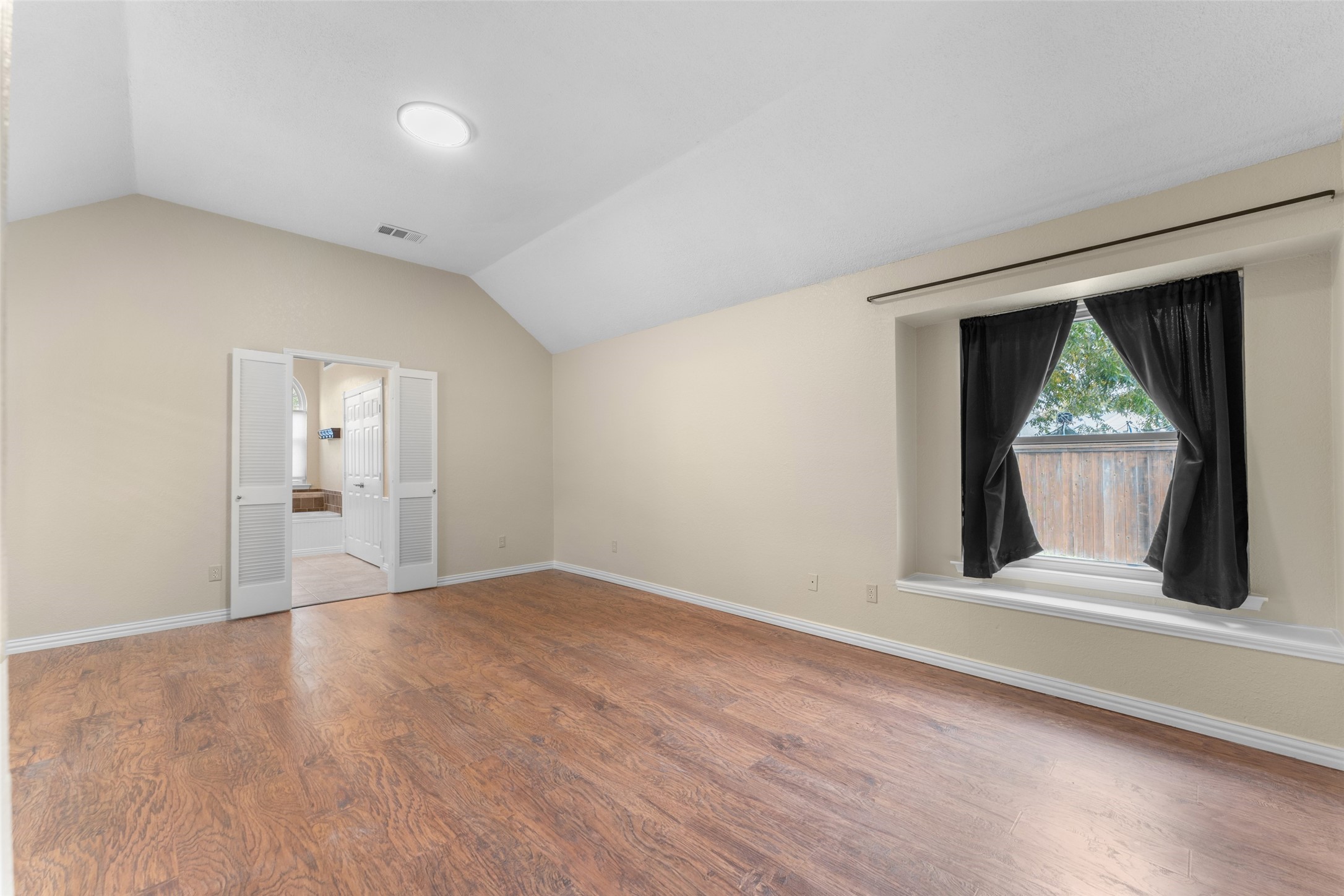 6306 Debbie Circle Rowlett TX 75089