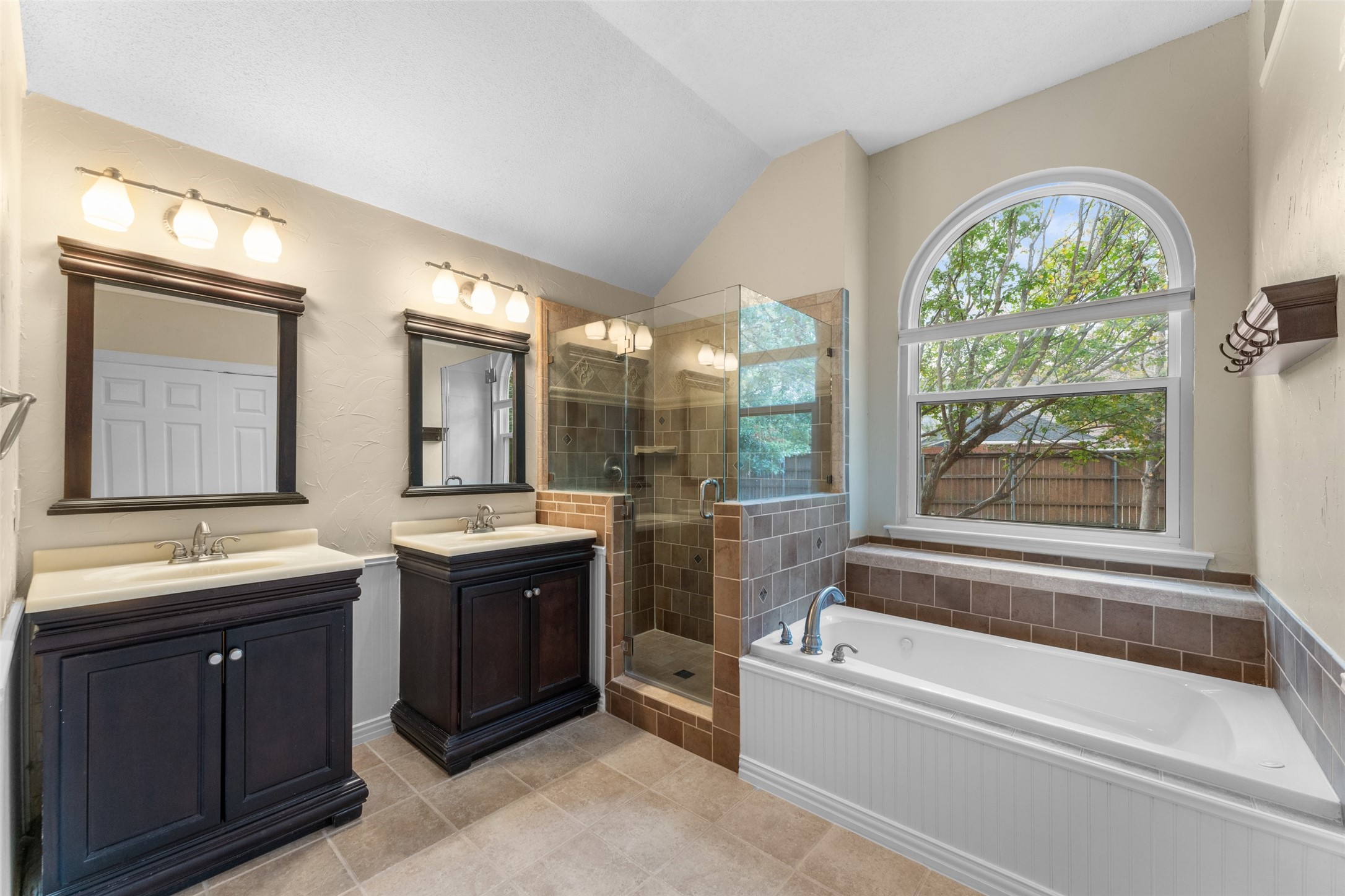 6306 Debbie Circle Rowlett TX 75089