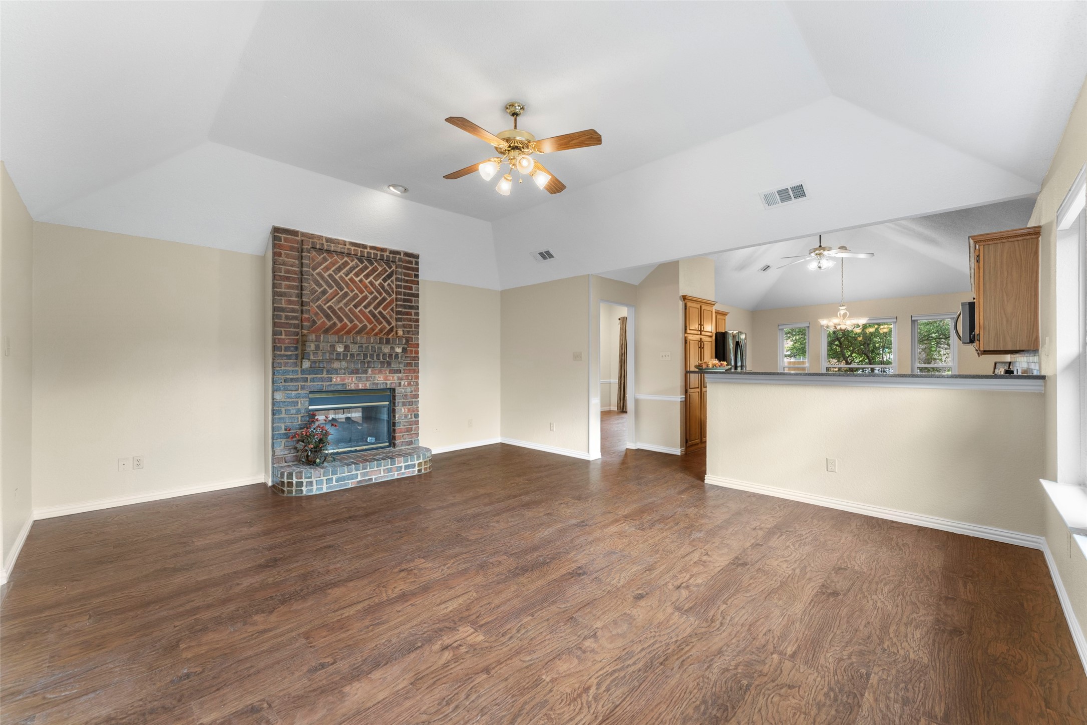 6306 Debbie Circle Rowlett TX 75089