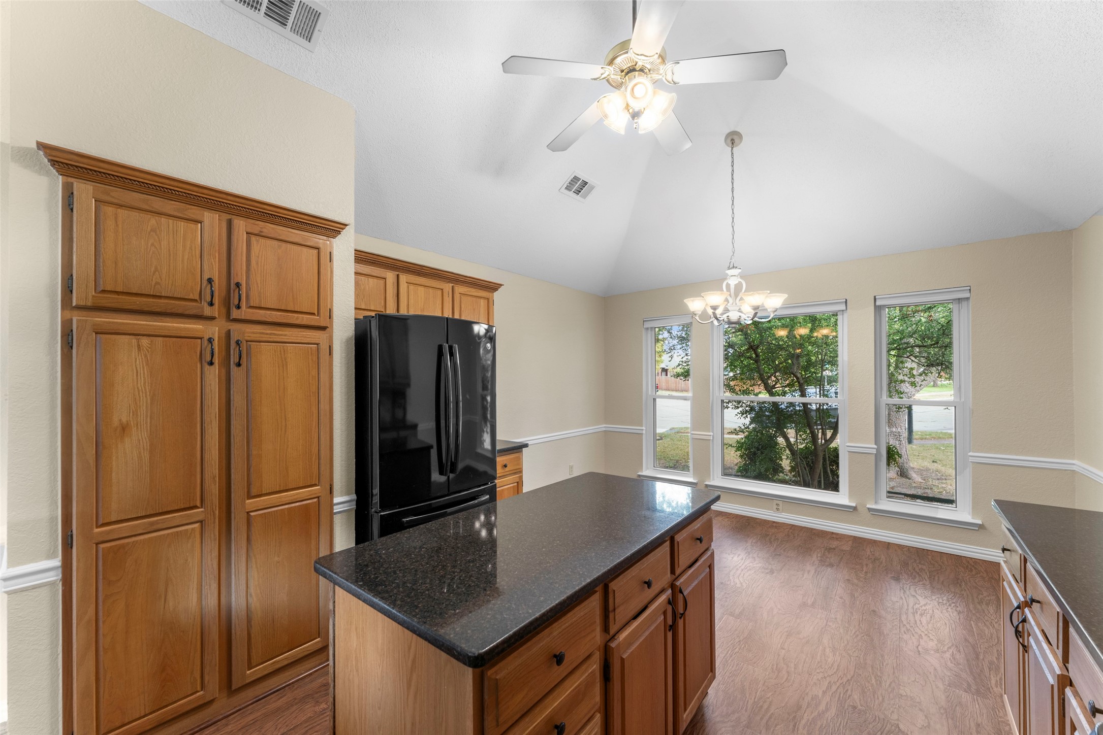 6306 Debbie Circle Rowlett TX 75089