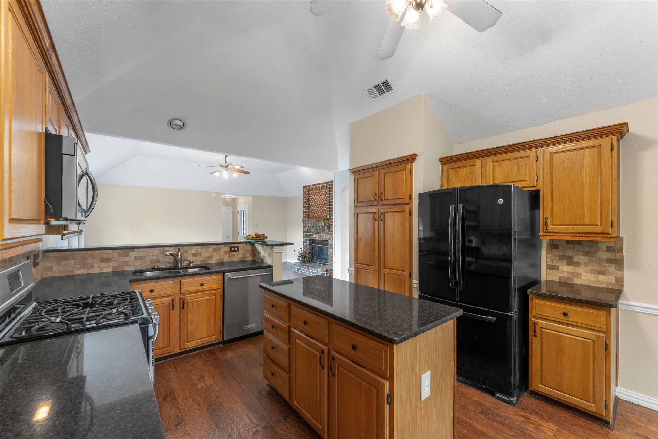 6306 Debbie Circle Rowlett TX 75089