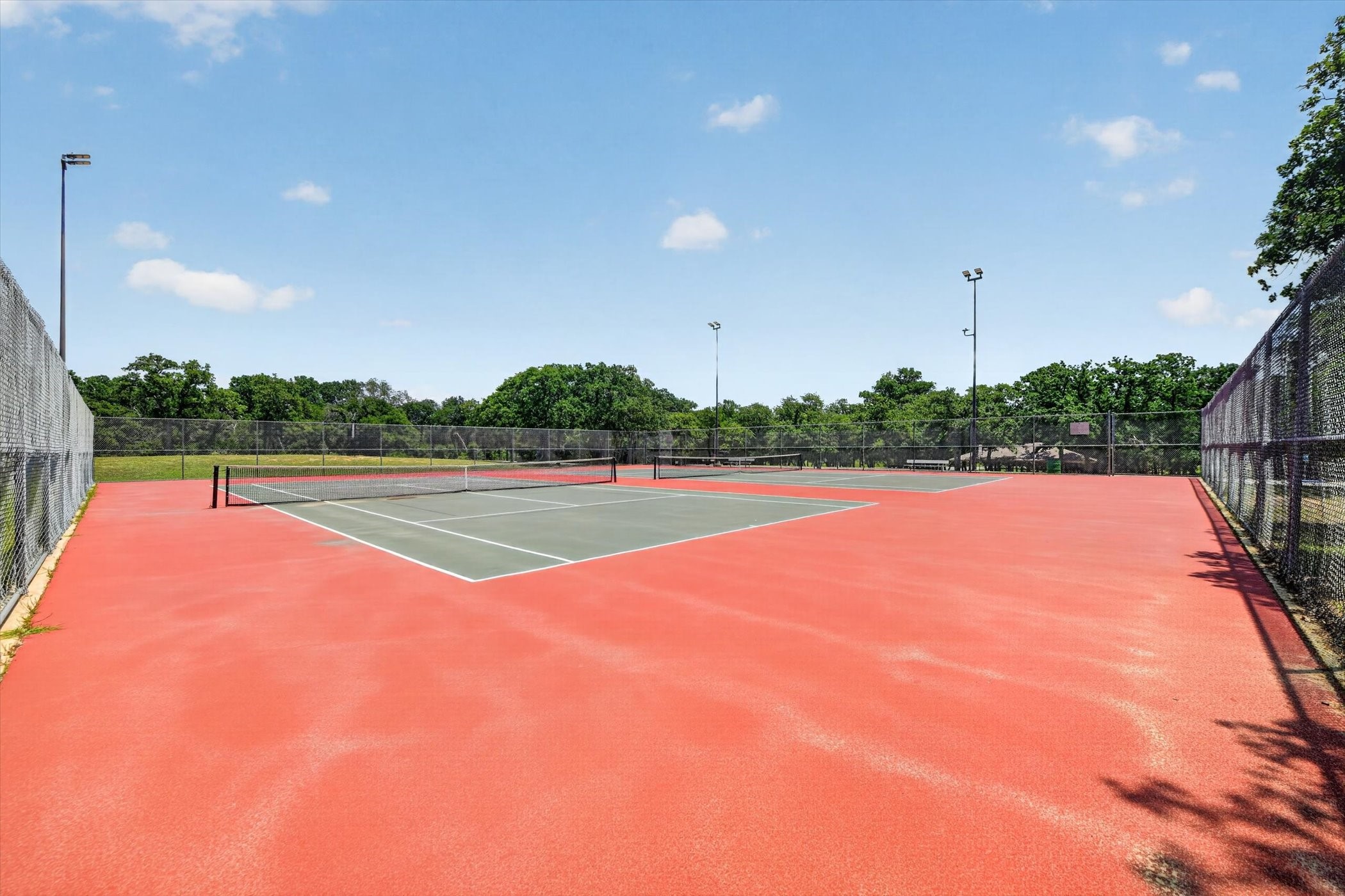 724 Oak Park Drive Azle TX 76020