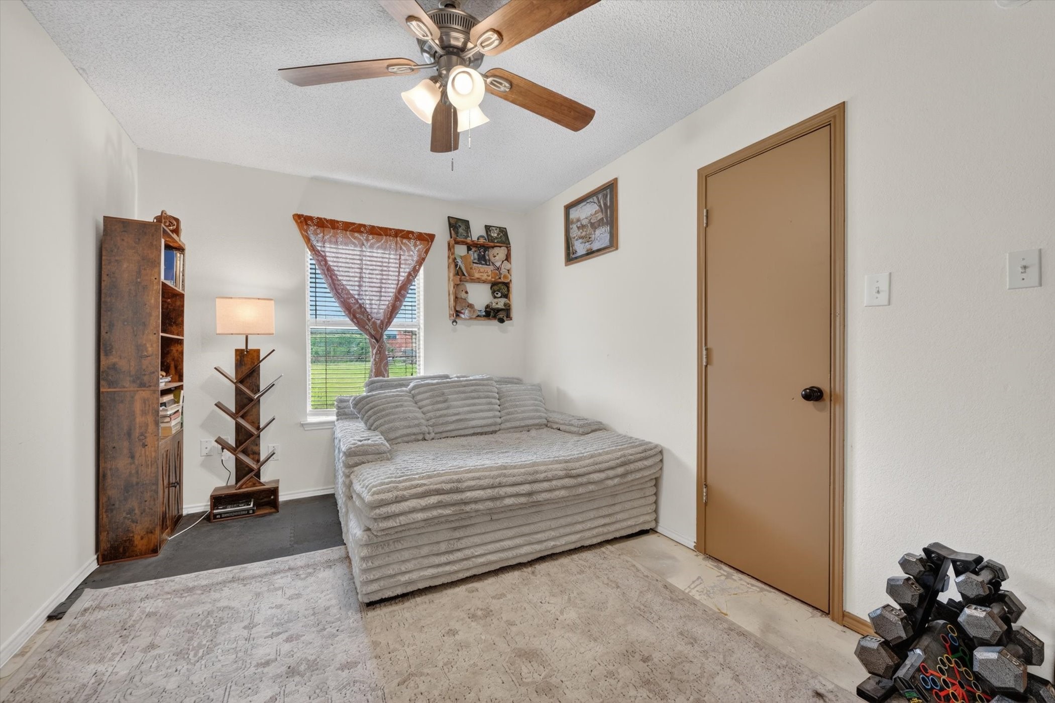 724 Oak Park Drive Azle TX 76020