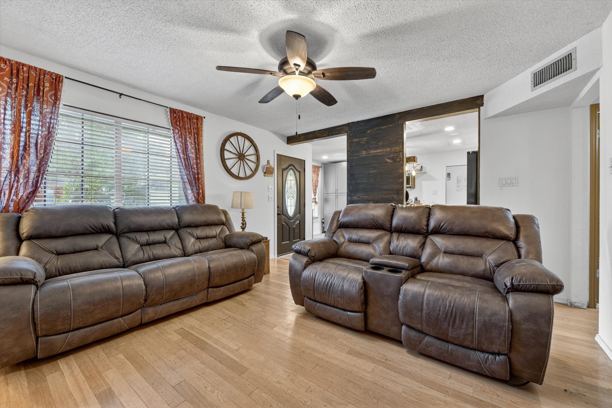 724 Oak Park Drive Azle TX 76020
