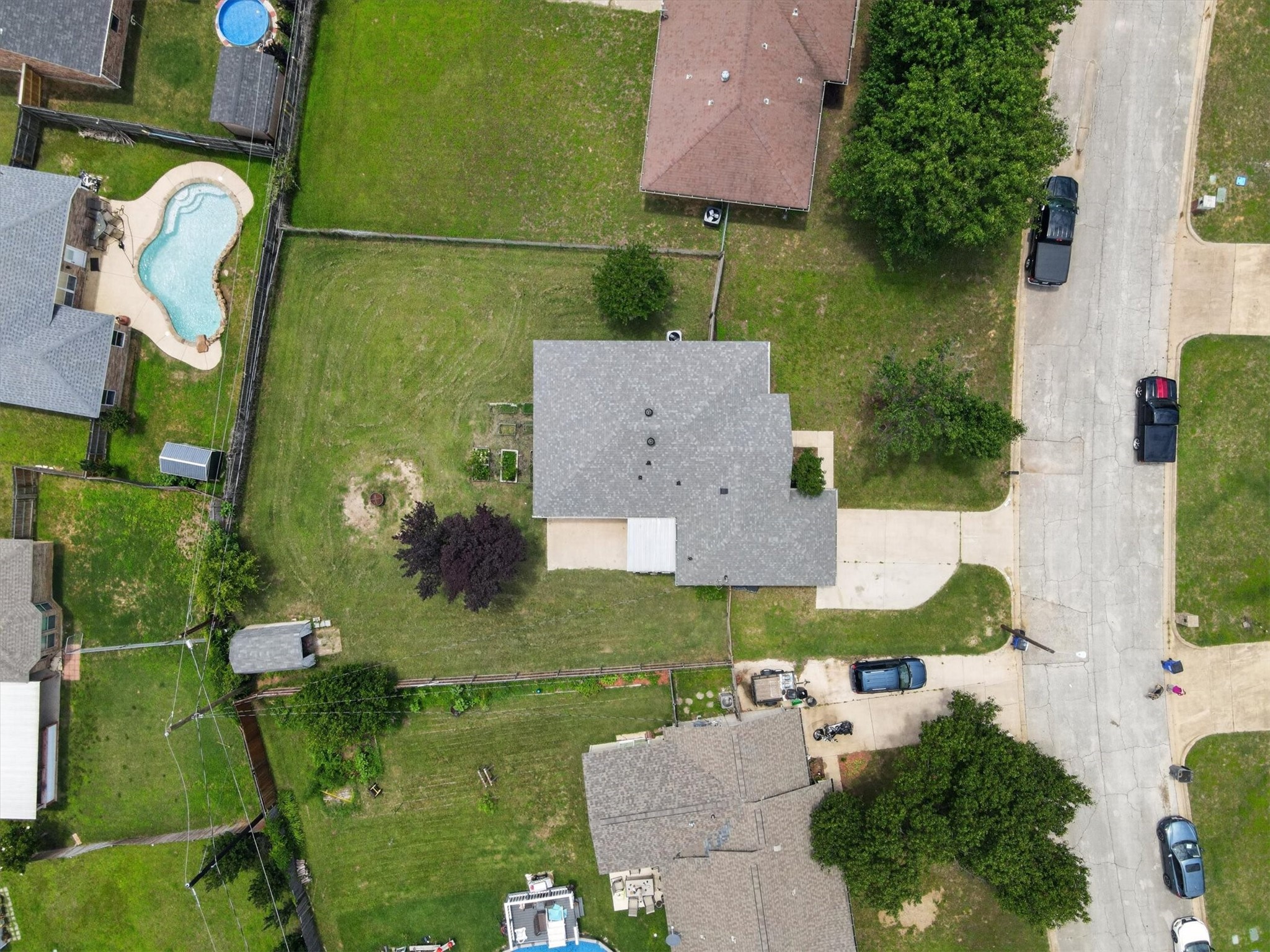 724 Oak Park Drive Azle TX 76020