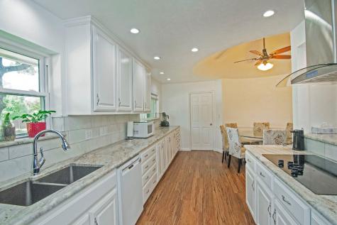 2321 Stone Creek Drive Plano TX 75075