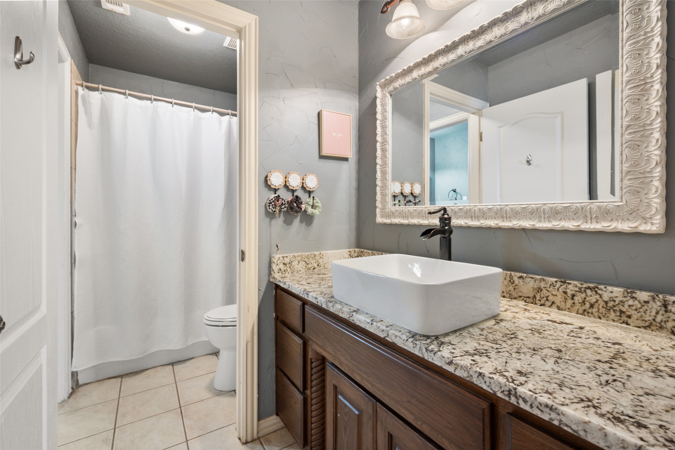 6501 Gehrig Circle Burleson TX 76028