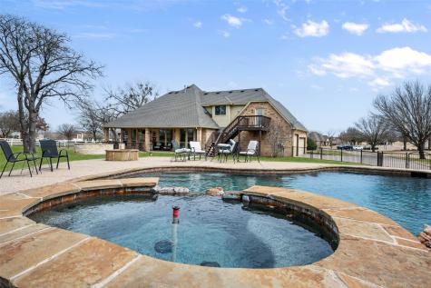 6501 Gehrig Circle Burleson TX 76028