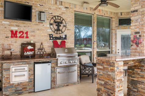 6501 Gehrig Circle Burleson TX 76028