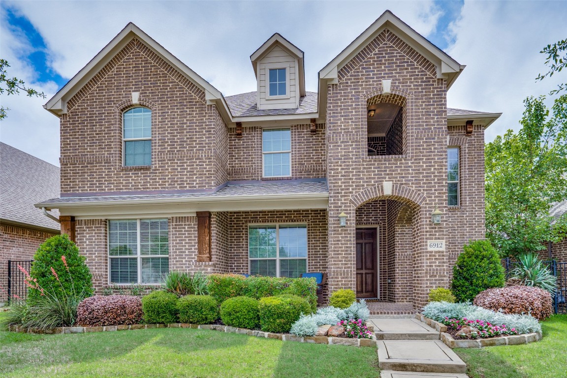6912 Finch Drive North Richland Hills TX 76182