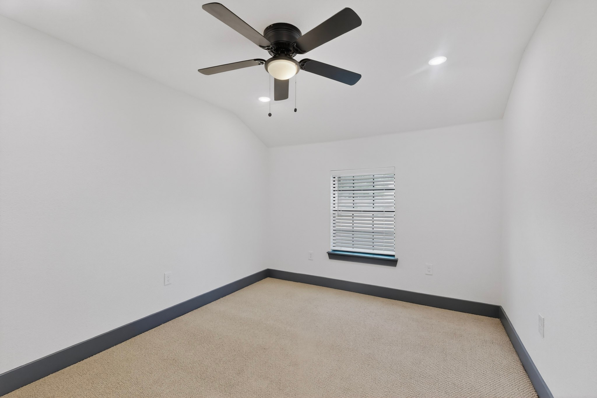3042 O Bannon Drive Dallas TX 75224