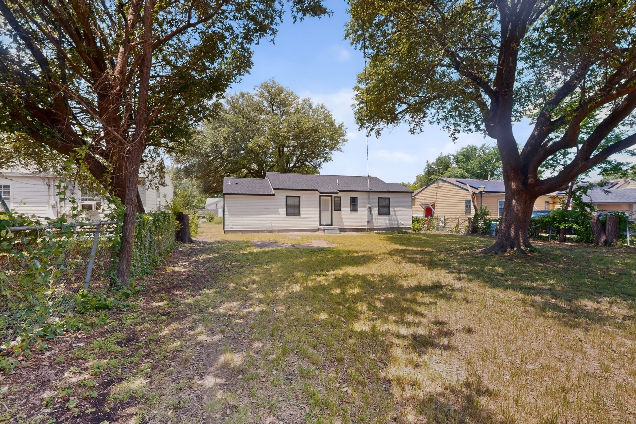 3042 O Bannon Drive Dallas TX 75224